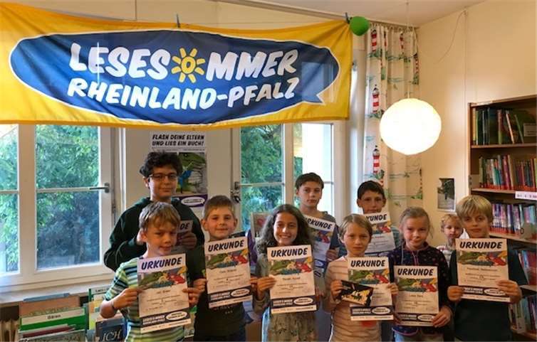 Viele zufriedene Gesichter gab es zum Abschluss des Lesesommers in Oberwinter.Foto: privat