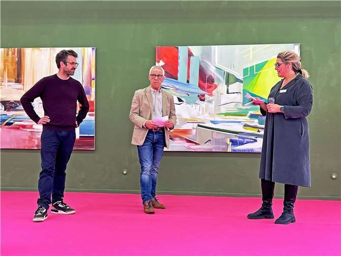 Vielfältige Reaktionen der Besucher gab es auf die kraftvollen Farben: vli, Florian Fausch, Norbert Boden, Sandra Irsch.  Foto:Ines Langs