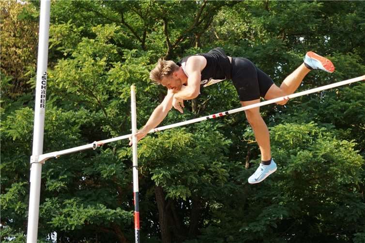 Vier Stunden packenden Sport bot die LG Rhein-Wied den 250 maximal zugelassenen Zuschauern.