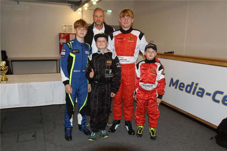 Vier der fünf KSL-Meister 2025. Foto: Maik Rauhe