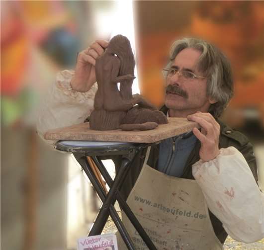 Viktor Neufeld bei Arbeiten an der Loreley. privat