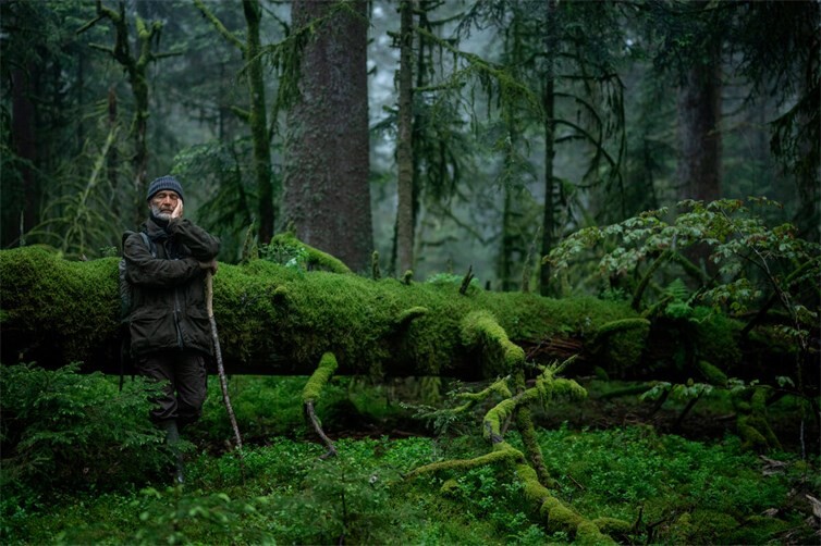 Vincents Vater Michel Munier ist Naturforscher, Ökologe und Fotograf und leidenschaftlicher Verteidiger der Wälder in den Vogesen.