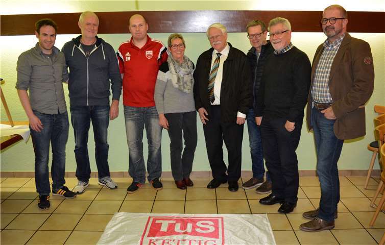 (V.l.:) A. Groß, M. Klöckner, Boris Münich, M. Wildner, W. Desch, P. Löscher, W. Kuh und P. Moskopp.