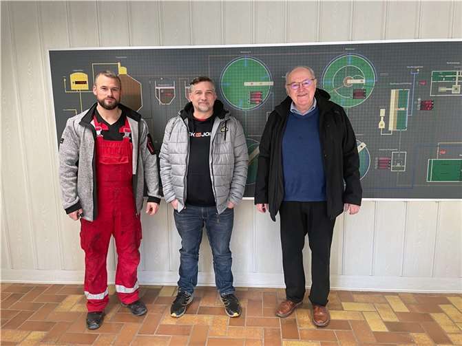 V.l.: Abwassermeister Stefan Noll, Gewässerschutzbeauftragter Florian Acht, Erster Beigeordneter Bernhard Wiemer. Foto: Stadt Bendorf