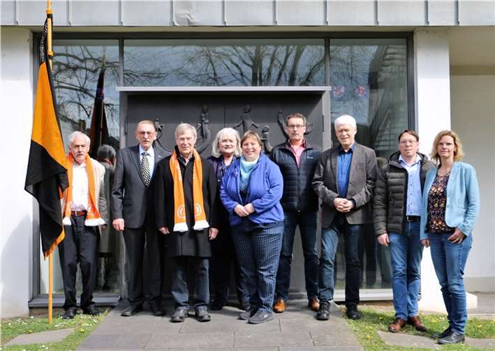V.l.: Albert Busenkell, Georg Manthey, Bernd Lamberz, Bärbel Hansen, Judith Lehnigk-Emden, Christoph Geisen, Wolfgang Redwanz, Martin Busch, Sabina Busch.. Foto: privat
