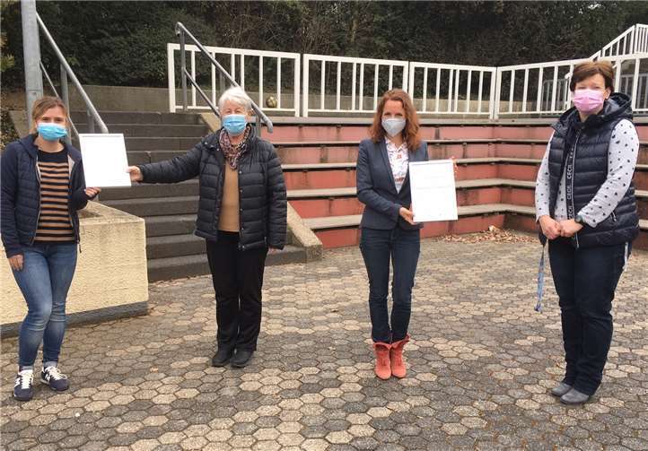 V.l.: Alisha Scholl, Irmgard Schröder, Susanne Wetzstein, Verena Weckbecker.Foto: privat