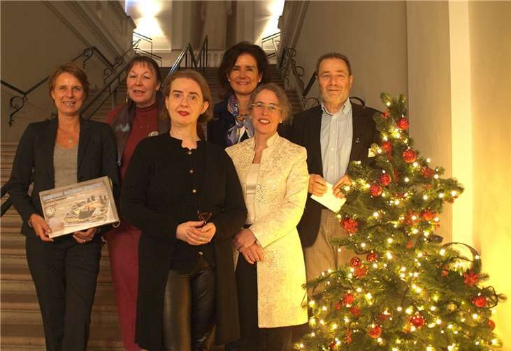 (V.l.) Andrea Meurer-Wiedmayer, Editha Pröbstle, Petra Lötschert, Dr. Judith Schilling, Soledad Sichert und Windfried Sander. U. Stanzlawski