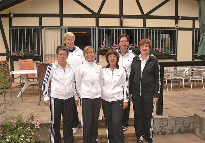 V.l.: Anni Nowak, Christel Karottki, Ute Steindorf, Brunhilde Raabe, Emina Scholten (Mannschaftsführerin) und Rita Haase.privat