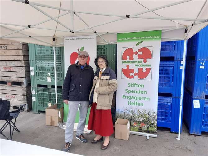 V.l.: Bernhard Granz und Erika Meyer zu Drewer.