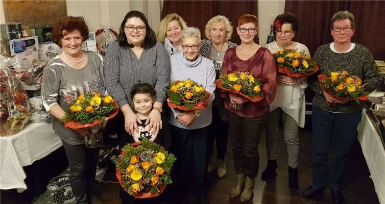 (V.l.) Brigitte Schäfer, Christina Geissler mit Lea, Heike Speier, Waltraud Speier, Ruth Leyendecker, Sabine Kropp, Anne Ehses und Margret Biegel. ASV Bendorf 1923 e.V.