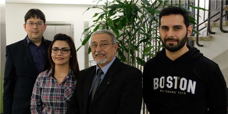 (V.l.) Bürgermeister Michael Mang, Daniela Atane, Raffaele Zampella und Nejdet Demir. Foto: privat