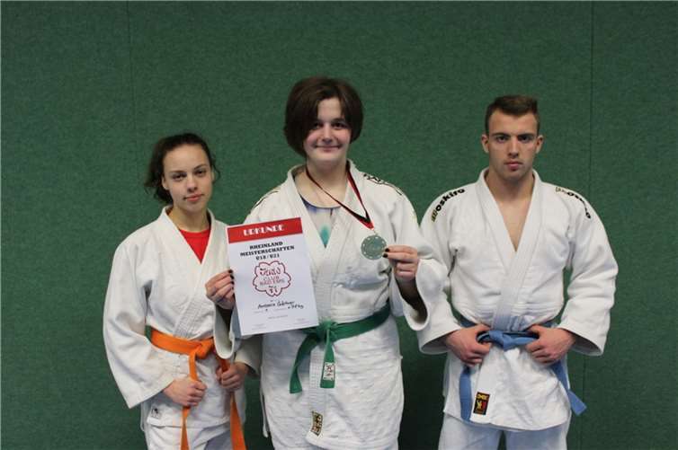 V.l.: Charlotte Aepfelbach, Antonia Gärtner, Marcel Przybylla. Foto: privat