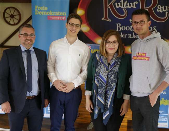 (V.l.:) Dennis Mohr, Tim-Jonas Löbeth, Svenja Hahn und Luca Lichtenthäler. Foto: privat