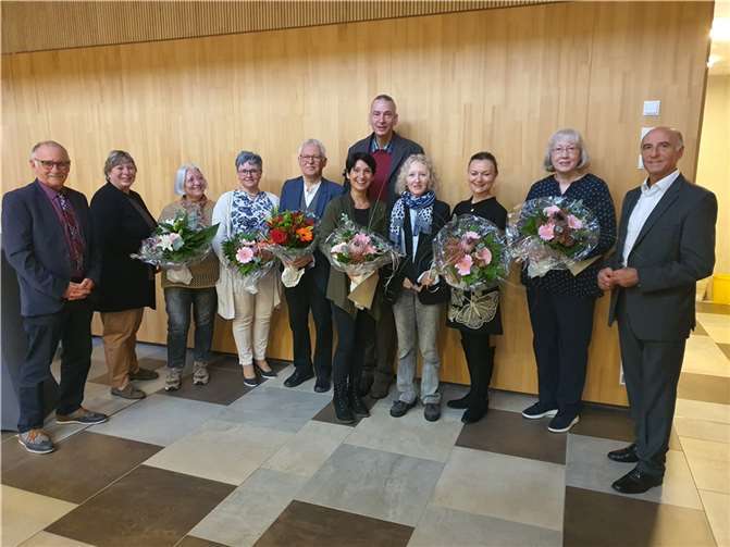 V.l.: Ernst Einig, Judith Lehnigk-Emden, Judith Viorica-Kohn, Friederike Assion-Bolwin, Michael Misterek, Kirsten Maxeiner, Prof. Wolfgang Dey, Dr. Monika Burzik (Leiterin KMS), Sylvia Mel-André, Monika Jung, Rudi Zenz. Foto: privat