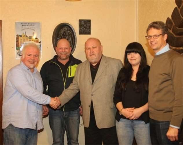 (V.l.:) Ferhat Cato, Lothar Geburzky, Günter Schöneberg, Silvia Altgelt und Henning Wirges. Foto: privat
