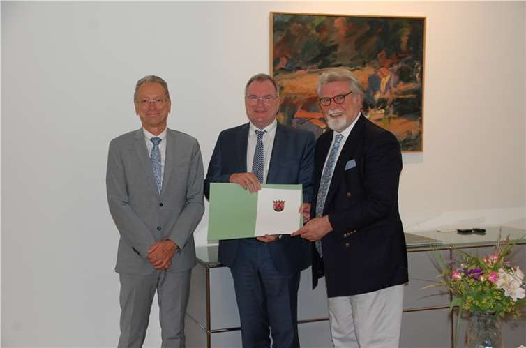 V.l.: Generalstaatsanwalt Dr. Jürgen Brauer, Leitender Oberstaatsanwalt Harald Kruse und Justizminister Herbert Mertin.  Foto: Ministerium der Justiz