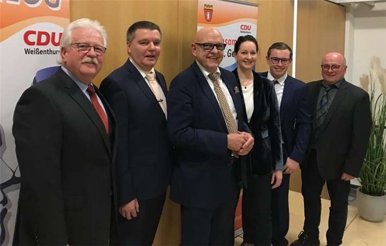 V.l.: Gerd Heim, Werner Schumacher, Franz Obst, Simone Theisen-Diether, Cedrik Klein und Martin Meyen.Fotos: privat