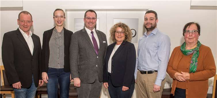 V.l.: Gerd Klasen, Laura Welling, Gino Gilles, Claudia Schneider, Torsten Welling und Christa Gügel.Foto: privat