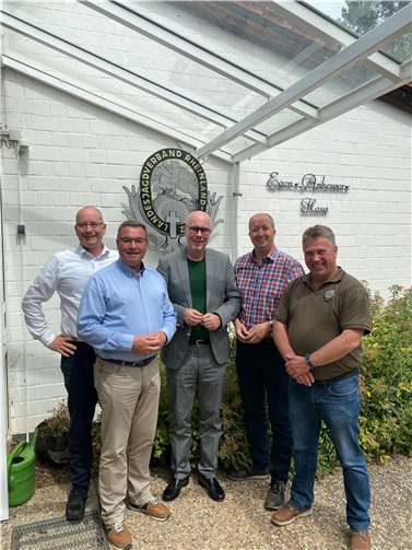 V.l.: Gerd Schreiner MdL, Horst Gies MdL, Dieter Mahr, Markus Wolf MdL, Dr. Sven Bischoff. Foto: Wahlkreisbüro Horst Gies, MdL (CDU)