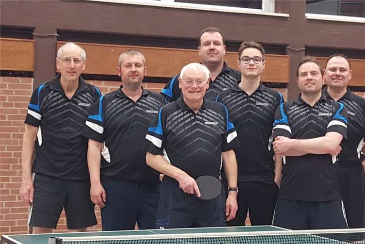 V.l.: H. Bauerfeind, T. Krautscheid, A.Luppertz, Peter „Socke“ Reuter, Chr. Conrady, R.Tannert, St. Radermacher, M. Hensen, es fehlt Rainer Sion.  privat