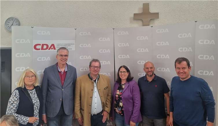 V.l.: Hedi Thelen, Bernd Kemme, stellv. Bundesvorsitzender Dr. Christian Bäumler, Landesvorsitzende Jessica Weller, Achim Thelen, Christian Comes.