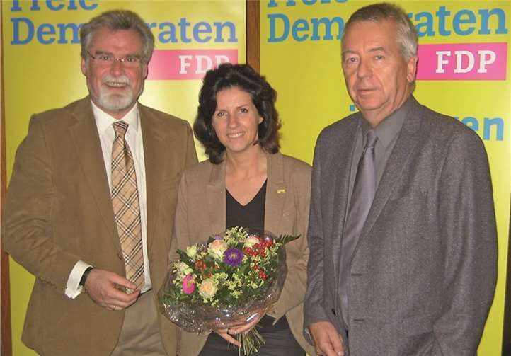 V.l.: Herbert Mertin - Justizminister a.D., Susanne Rausch-Preißler und Ekkehard Raab freuen sich auf einen spannenden Wahlkampf.privat