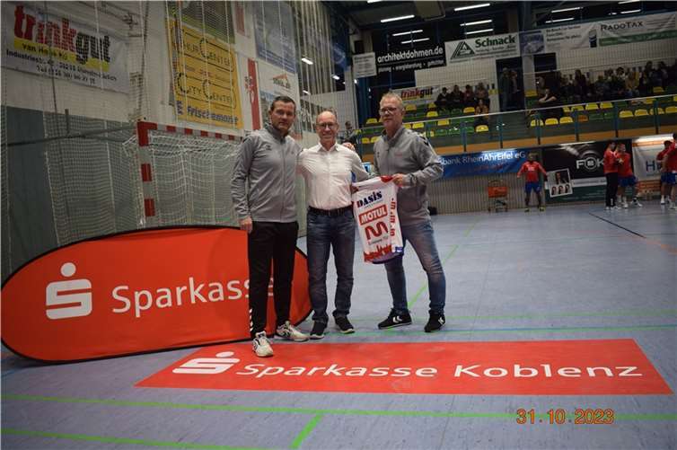 V.l.: Hilmar Bjarnason. Bernd Oster, Marcus Bauer. Foto: privat