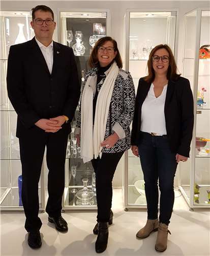 V.l. Hinrich Kramme, Antje Tillmann MdB und Fraktionsvorsitzende Silke Josten-Schneider. Foto: privat