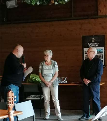 V.l.: Holger Wahl, Helga und Karl Reichle.