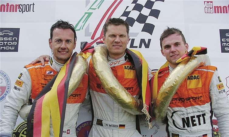 (V.l.): Ivan Jacoma, Helmut Weber und Christian Schmitz bei der Siegerehrung. Privat