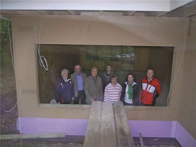 V.l. Josef Axer, Dr. Lothar Kirschbauer, Bürgermeister Eckhard Maack, Udo Müllenborn, Sabine Liebchen, Pfarrerin Claudia Müller-Bück, Armin Wallraff. privat