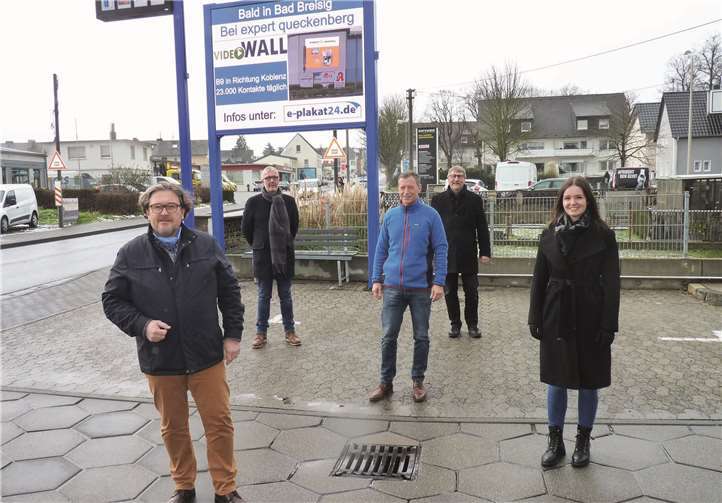 V.l.: Jürgen Zinken, Robert Maciejowski, Marcus Fronert, Reiner Stutz, Hanna Ammel. Fotos: privat