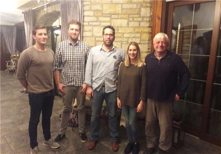 (V.l.) Lukas Schmalebach (1. Kassierer), Johannes Zerres (Sportwart), Jochen Fischer (2. Vorsitzender), Kira Hörter (1. Geschäftsführerin), Bernd Hörter (1. Vorsitzender).privat