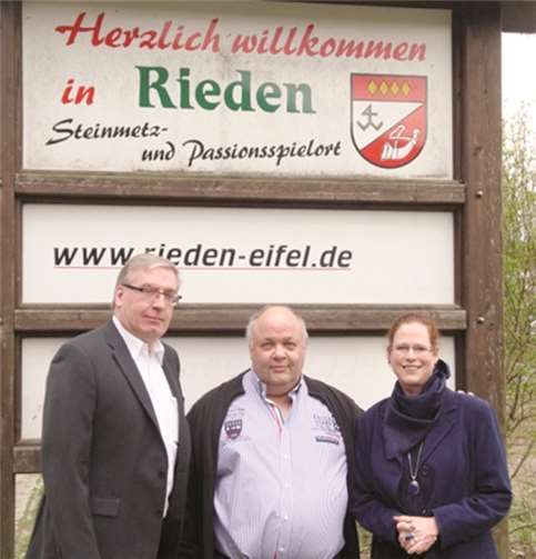 (V.l.) Manfred Boos, Alfred Nett und Dr. Silke Wiß-Kotzan beim Treffen in Rieden. privat