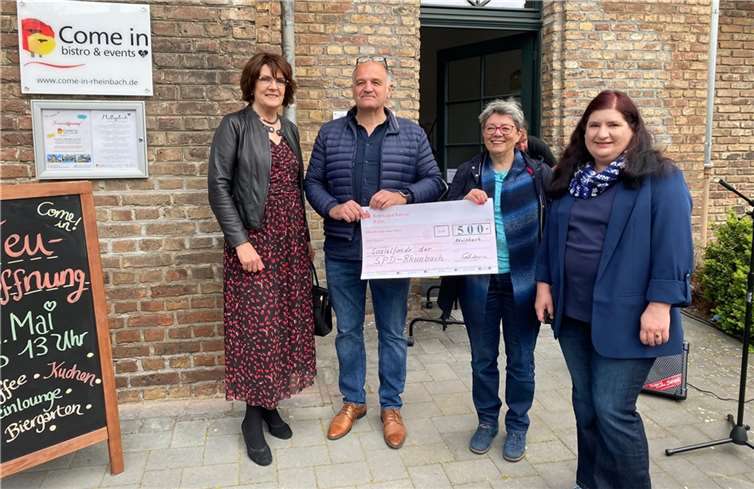 V.l. Martina Koch, Peter Schumacher, Corinna Schulze-Quabis, Andrea Hupperich. Foto: privat