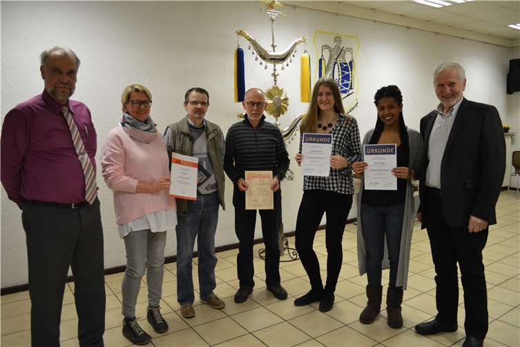 V.l.: Michael Freund, Dinah Seiny, Werner Lein, Leopold Eybl, Maria Pinger und Adi Görres. AB