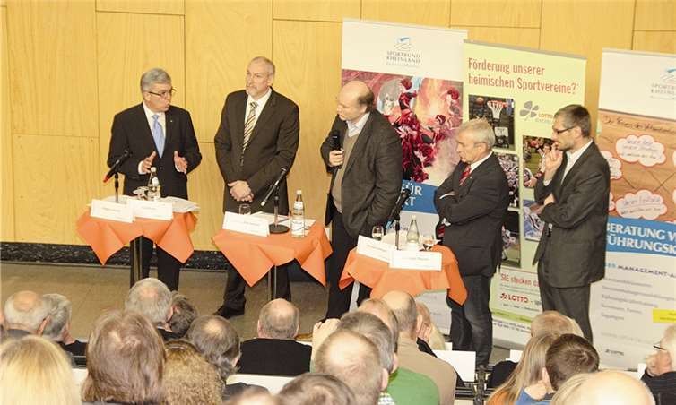 V.l.: Minister des Innern, für Sport und Infrastruktur Roger Lewentz, Präsident des Sportbundes Rheinland Fred Pretz, Prof. Dr. Eike Emrich, Bürgermeister der Verbandsgemeinde Prüm Aloysius Söhngen, Prof. Dr. Lutz Thieme.AND