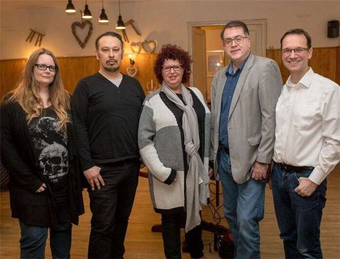 Neuwieder Unternehmer Netzwerk bietet Impulsvorträge V.l.: Nadine Huss-Schäfer, Frank Schäfer, Marion Remy, Felix Finsterer und Martin Christ. Privat