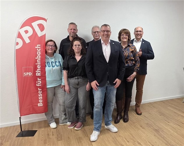 V.l.: Nicole Schopp-Nelles, Timo Janitschke, Eva Wagner, Georg Wilmers, Arne Ritter, Martina Koch, Michael Rohloff. Foto: SPD Rheinbach