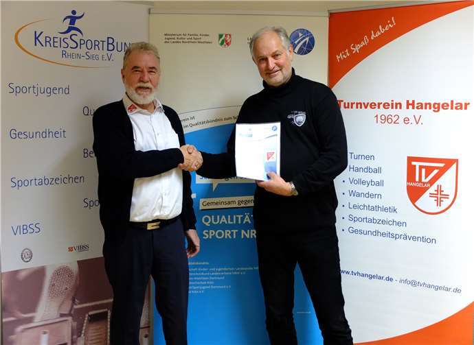 V.l.: Otto Deibler, Erster Vorsitzender TV Hangelar, und Wolfgang Müller, Präsident des Kreissportbundes Rhein-Sieg.
