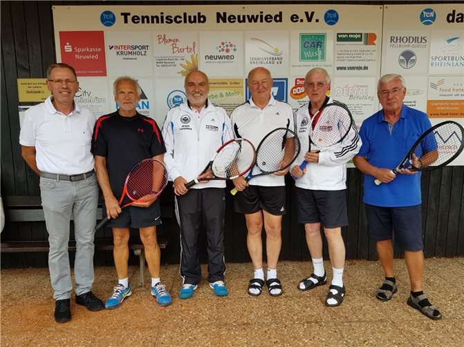 V.l.: Paul Rink, Adi Hargesheimer, Jürgen Laufenberg, Uwe Rahms, Eckhard Duhme, Roland Arend.Foto: privat