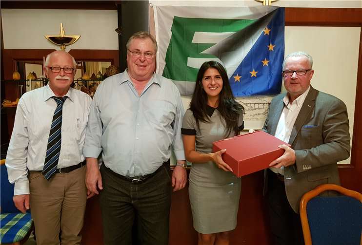 V.l.: Richard Keuler, EU-Schatzmeister, Eckart Lesch, EU-Kreisvorsitzender, NRW-Staatssekretärin Serap Güler und Beigeordneter Hans-Jürgen Juchem.privat