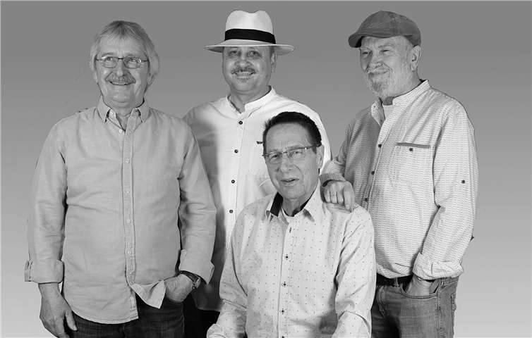 (V.l.): Rolf Störing (Bass-Gesang), Frank Lindenlauf (Gitarre, Gesang), Hans Grün (Schlagzeug) und Gerhard Schmitt (Gitarre, Gesang).Foto: privat