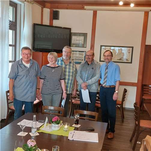 (V.l.): Siegfried Stemler, Vorsitzender, Karin Franke (10 Jahre Mitgliedschaft), Wolfgang Schneider (10 Jahre), Werner Schulz (20 Jahre) und Hans Werner Kaiser, Kreisvorsitzender.  Foto: privat