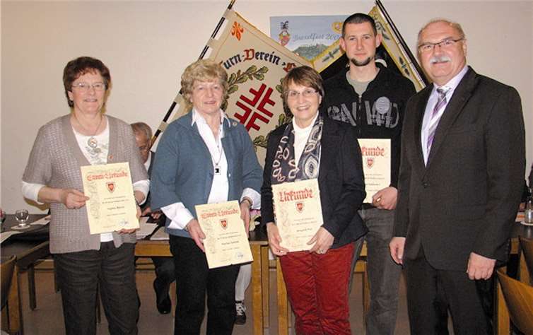 (V.l.) Sophia Bitzen, Marlies Schuld, Irmgard Pies, Dirk Schneider und Siegfried Schmidt.Privat