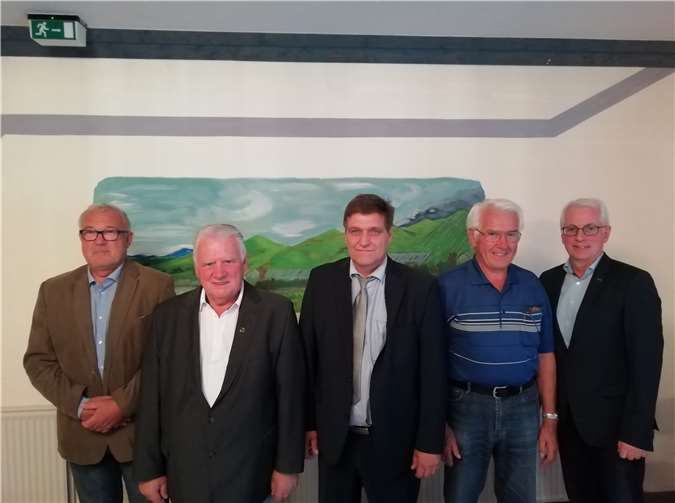 (V.l.): Thomas Eckart, Rudolf Kroll, Michael Rudolph, Hans Vohl und Volker Mendel.Foto: privat