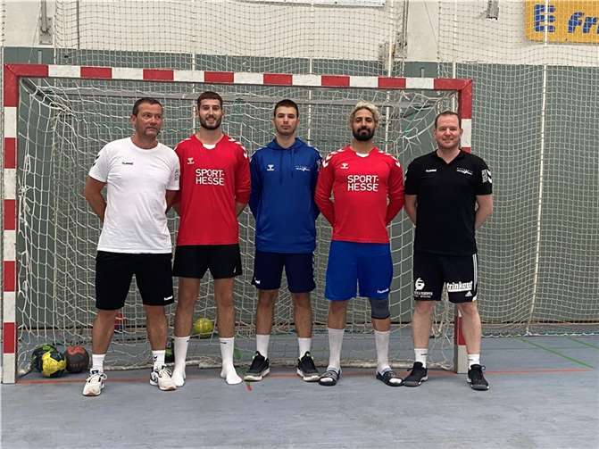 V.l.: Trainer Hilmar Bjarnason, Marvien Kaes, Danilo Burazor, Oussama Lajnef, Co-Trainer Christoph Räder. Foto: privat
