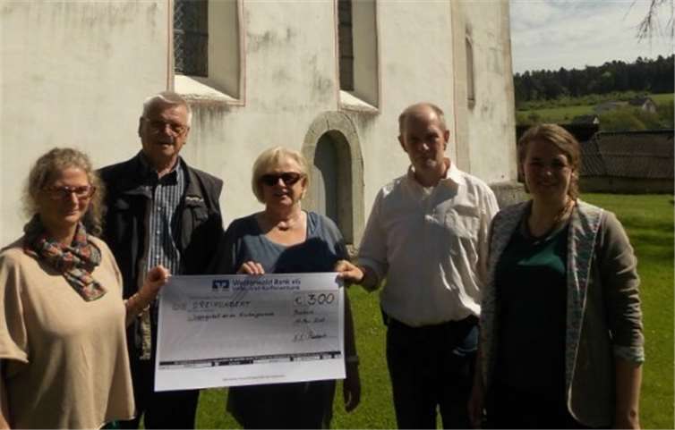 V.l.: Waltraud Franzen(Jugendleiterin), Günter Steube (Zweiter Vorsitzender VVR), Annelie Baumgärtner (Erste Vorsitzende VVR), Marcus Bischoffberger (Geschäftsführer VVR), Katrin Koelmann (Pfarrerin in Raubach).privat
