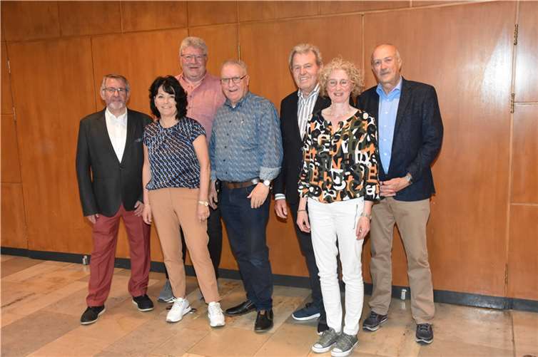 V.l.: Wolgang Pickel, Monika Kühn, Ludwig Simons, Alfred Eich, Kar Heinz Joisten, Martina Klemp, Heinz Gammel. Foto: privat