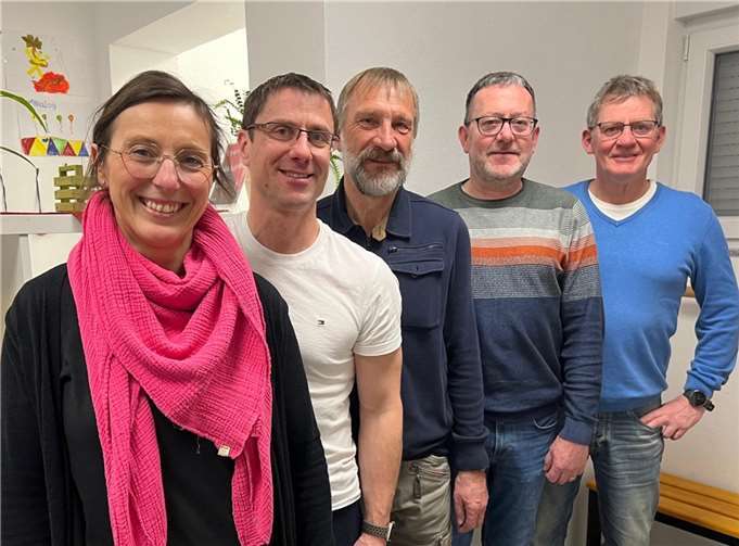 V.l.: Yvonne Paetz, Jens Fahrenbruch, Wolfgang Meyer, Jürgen Wolff und Jürgen Riske. Foto: Helga Riske